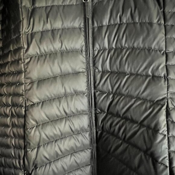 Eddie Bauer Black Puffer Jacket - Picture 6 of 9